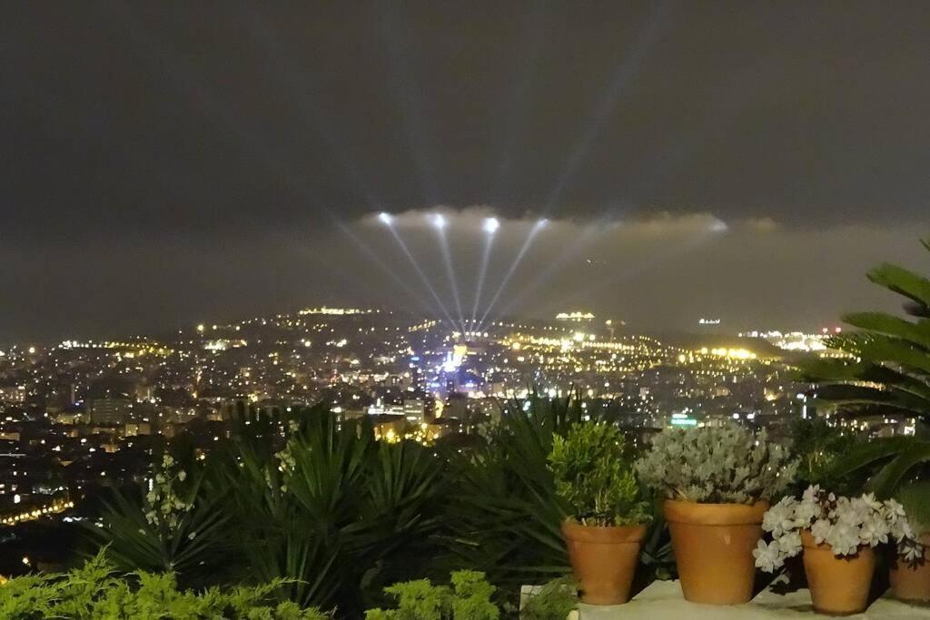 Magic Place Sant Just Desvern Bagian luar foto